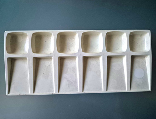 Ceramic paint mixing - ceramic, palette