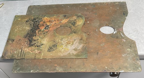 Vintage wooden artists - x,