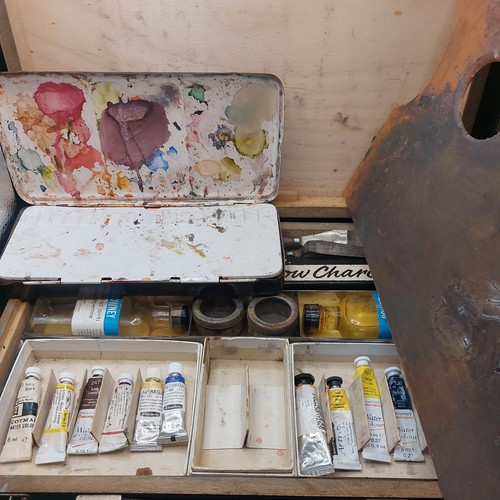 Artists wooden box - ,